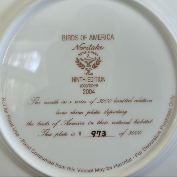Noritake Plate Birds of America, Woodpecker, Christmas Series 2004, Collectible - Picture 3 of 6